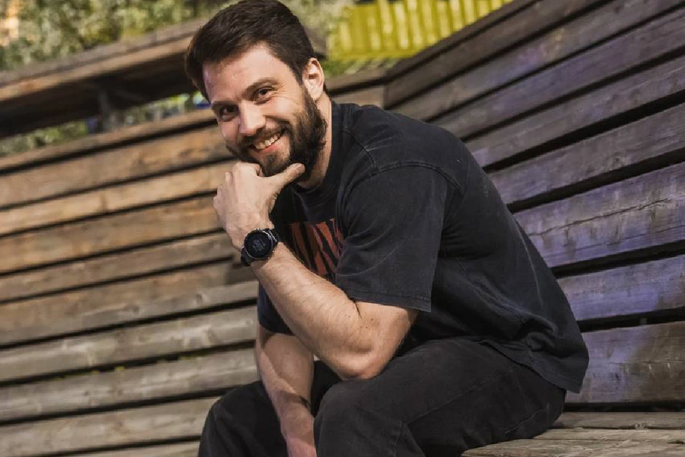 Матвей также является продюсером мелодрамы «Замуж по расчету!». Фото: соцсети актера