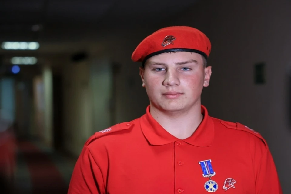 Тимофей Поляков спас нескольких женщин от медведя Фото: Заксобрание Приморского края