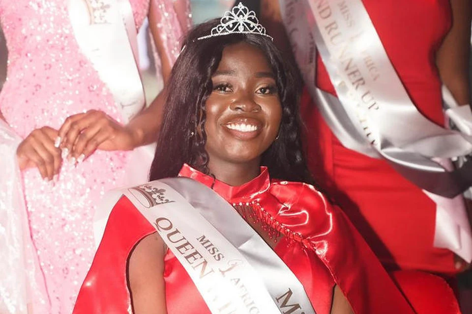 Микеалина одержала победу в Гранд-финале и завоевала корону конкурса «Miss Africa Russia - 2025». Фото: личный архив героини публикации
