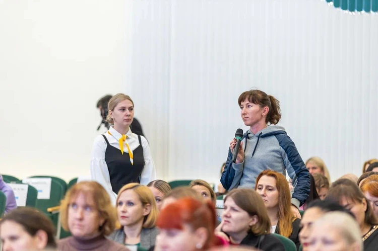 В Смоленске родители обеспокоены нехваткой учителей