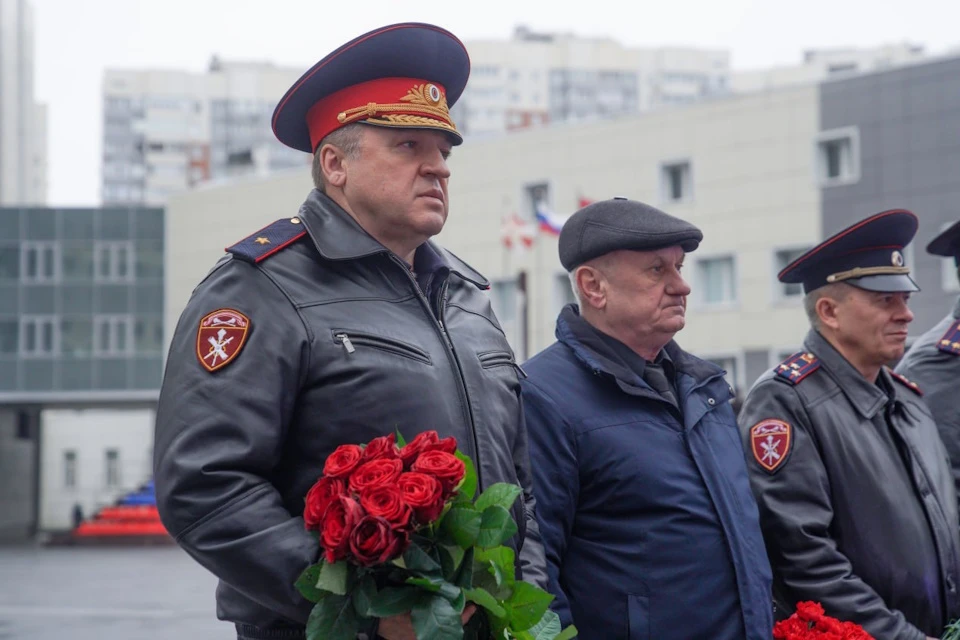 В Москве росгвардейцы почтили память погибших коллег