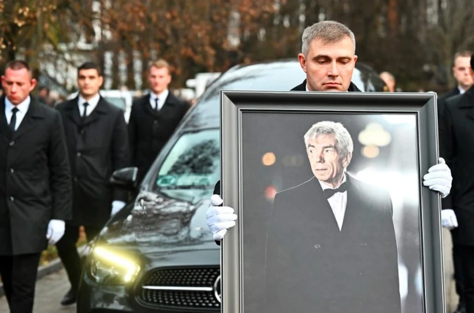 8 ноября простились с телеведущим Юрием Николаевым Фото: Евгения ГУСЕВА.