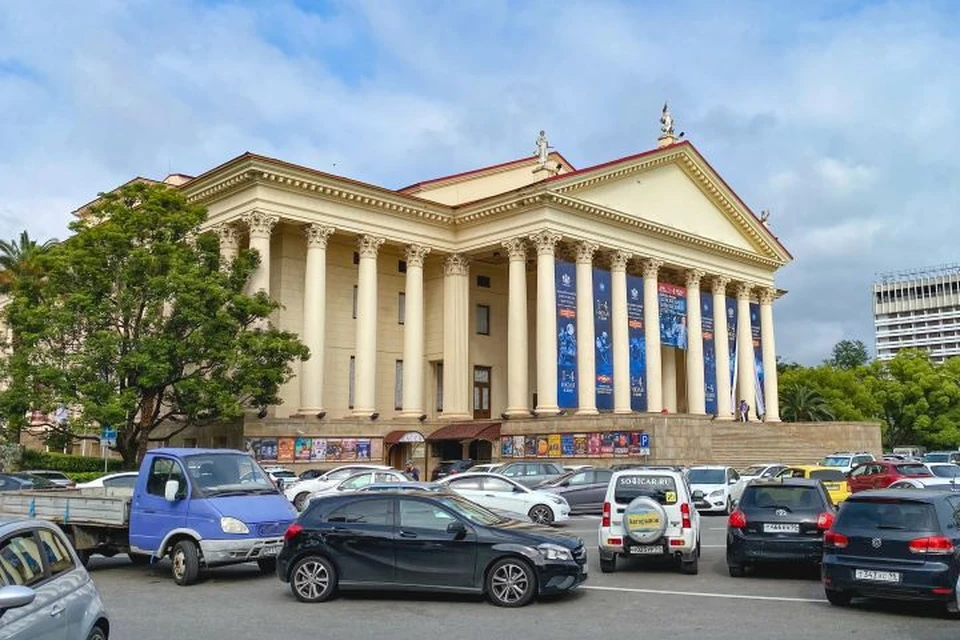 Зимний театр Сочи