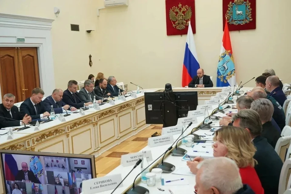 Глава регионе провел оперативное совещание. Фото: пресс-служба правительства Самарской области