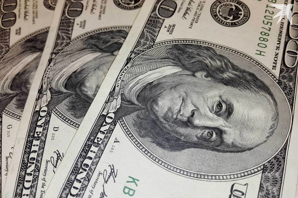 Курс доллара стал ниже 11 ноября.