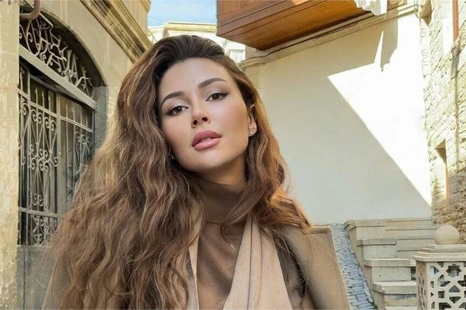 Анна Заворотнюк вернулась в Дубай спустя семь месяцев после рождения сына