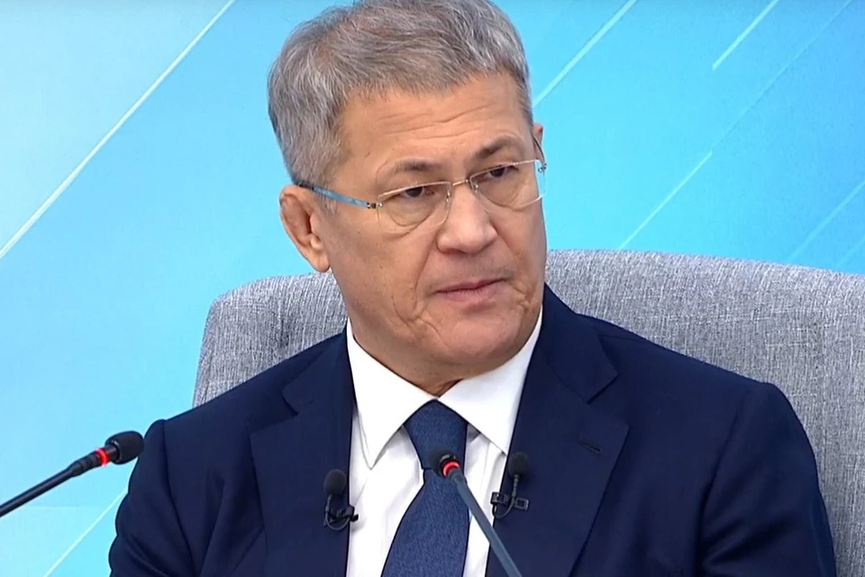 При бедственном положении компании, была попытка рейдерского захвата, которую удачно отбили. Скриншот трансляции из ЦУР Башкирии.