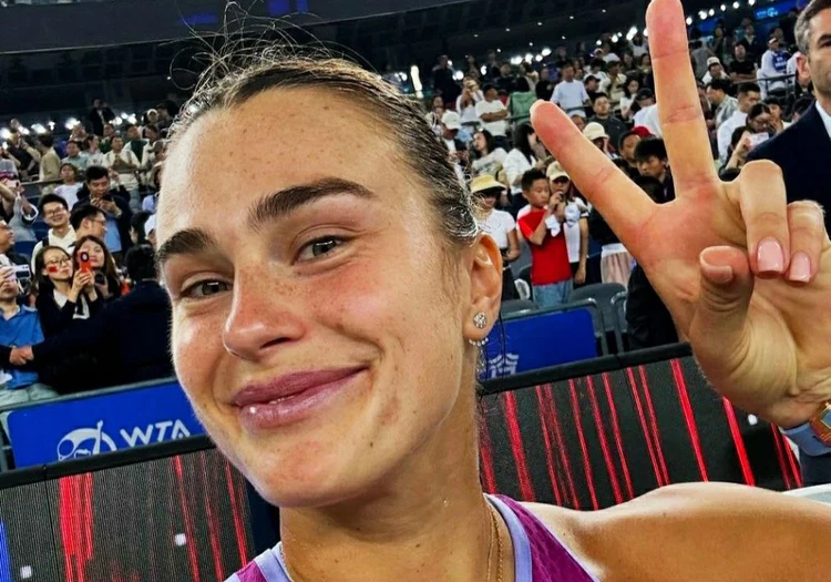 «Просто не могу, мне стыдно». Арина Соболенко сказала, из-за каких поступков не может смотреть на себя