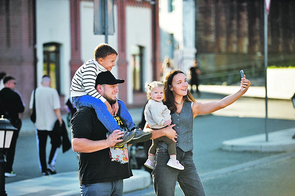 Жительниц области научат совмещать работу и семью.