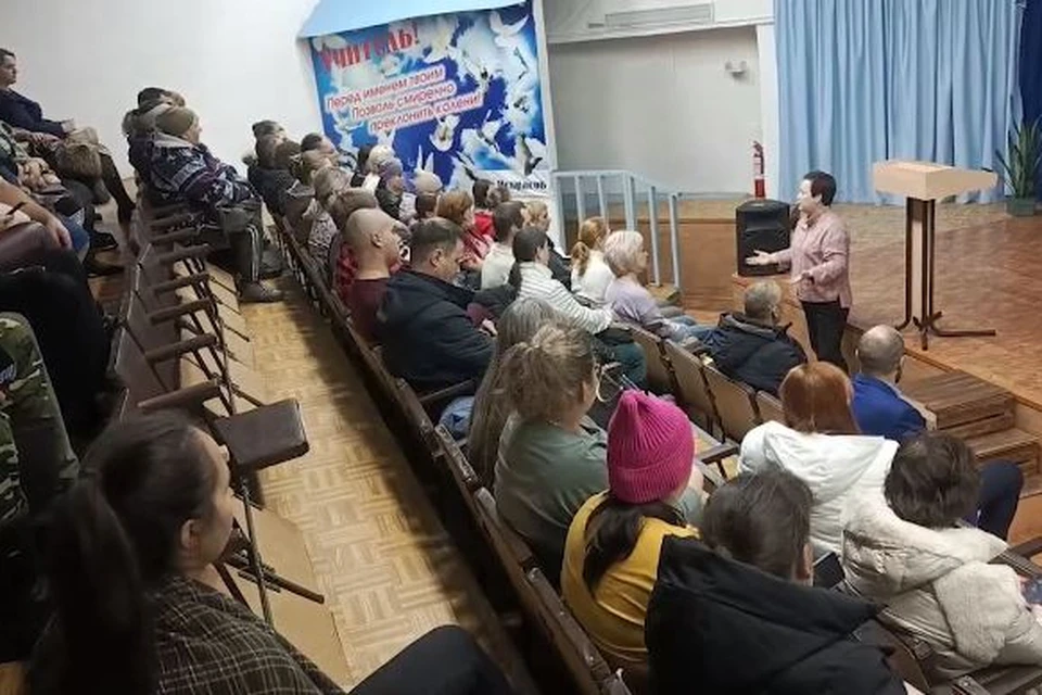 Ученикам школы в Большом луге требуется психолого-педагогическая помощь. Фото: пресс-служба администрации Шелеховского района.