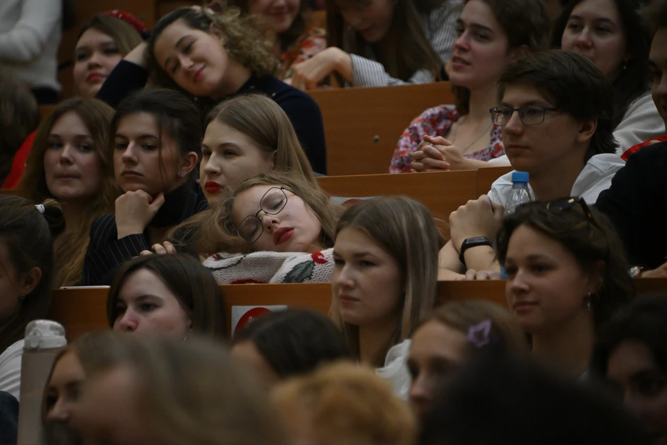 Россиянам назвали сроки получения высшего образования по новой схеме: вот сколько лет придется учиться студентам