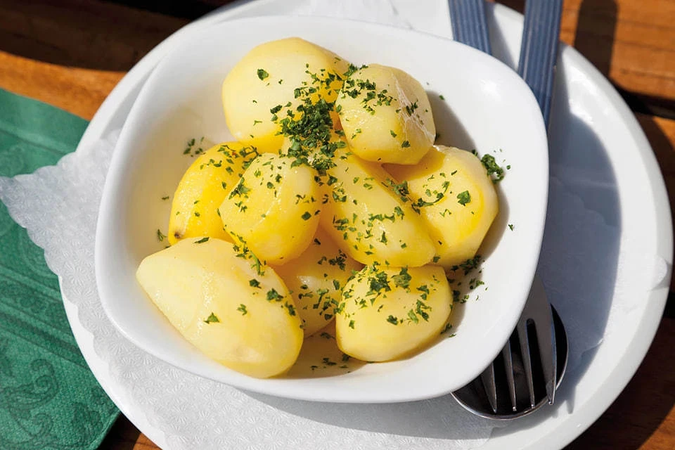 Косметолог Михайлова: витамин С хорошо усваивается из картофеля