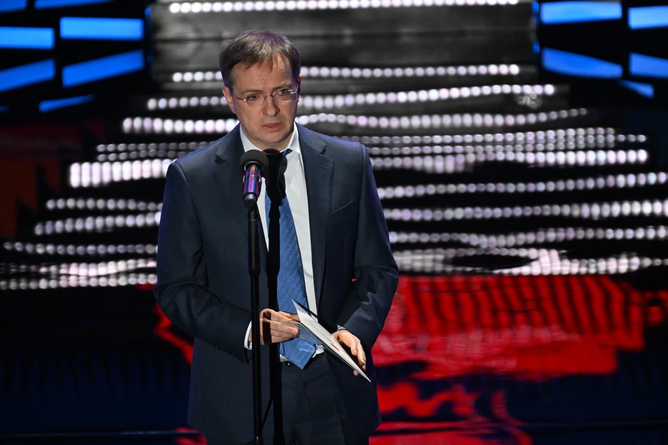 Мединский: Киевские власти строят на Украине чужую инопланетную цивилизацию