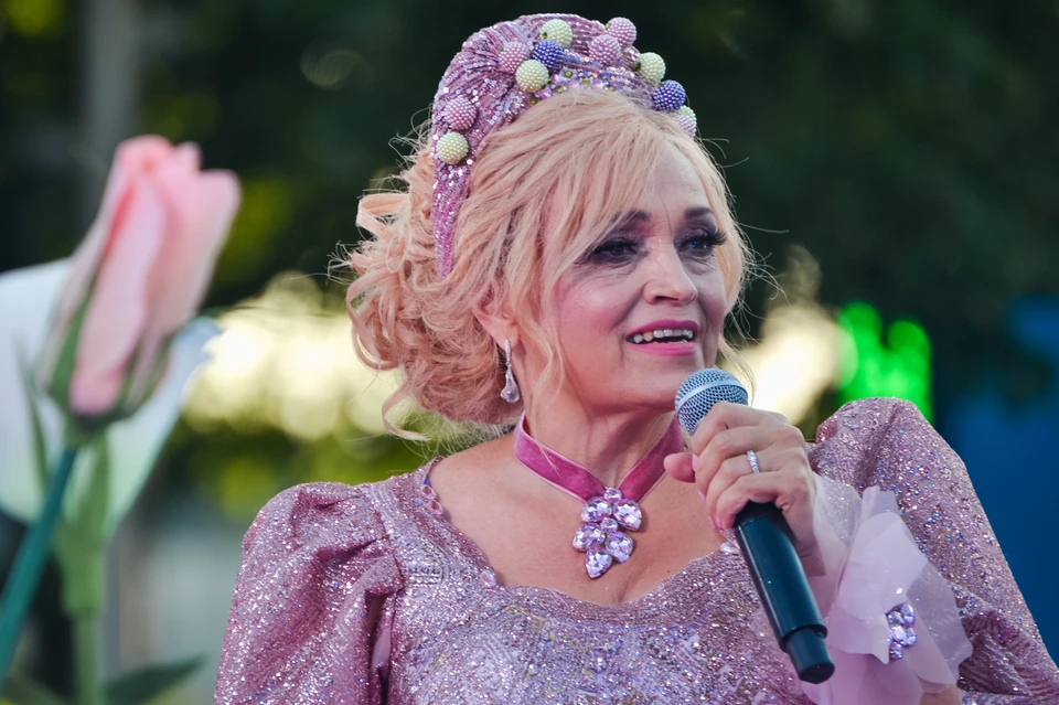 Названа самая высокооплачиваемая артистка российской эстрады: вот как ее зовут