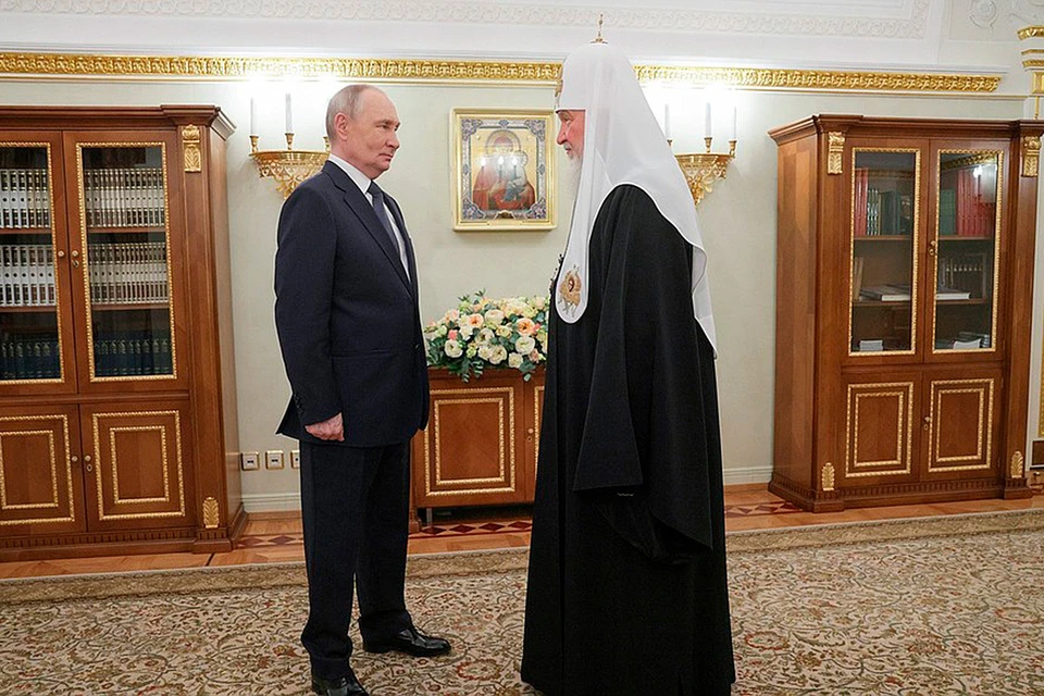 В четверг, 20 ноября, Владимир Путин встретился в Кремле с предстоятелем Русской православной церкви и поздравил его с днём рождения.