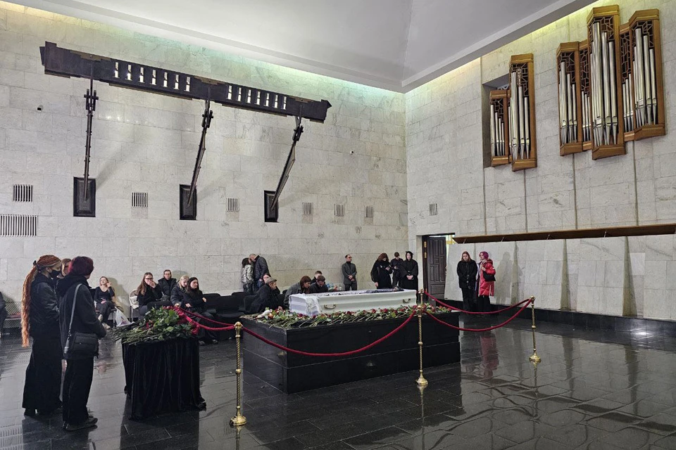 В Москве простились с блогером-миллионником из Новокузнецка Ириной Небога.