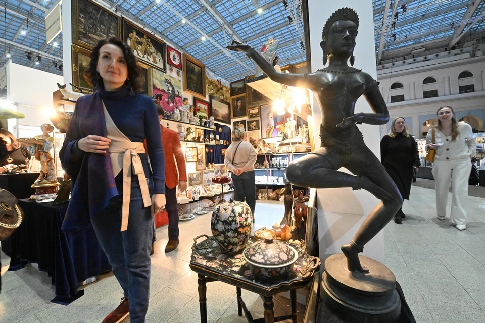 В Москве прошел 51-й Российский Антикварный салон