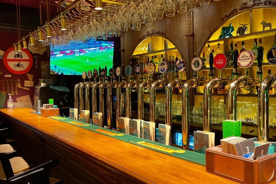 The Guardian: в Ирландии из-за кризиса закрываются традиционные пабы