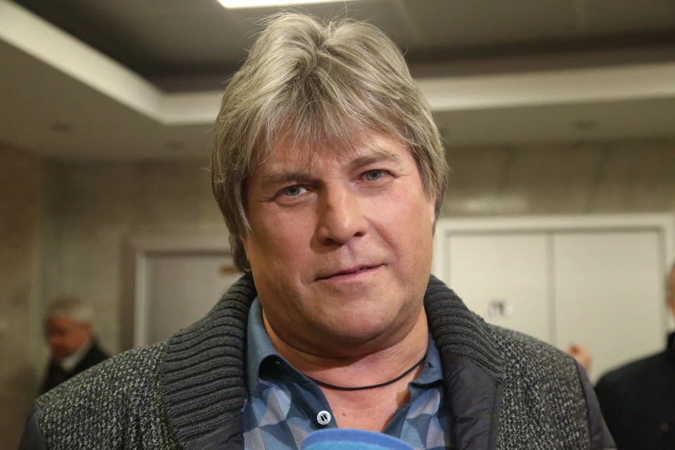 Певец Алексей Глызин встретился на ток-шоу с предполагаемой внебрачной дочерью