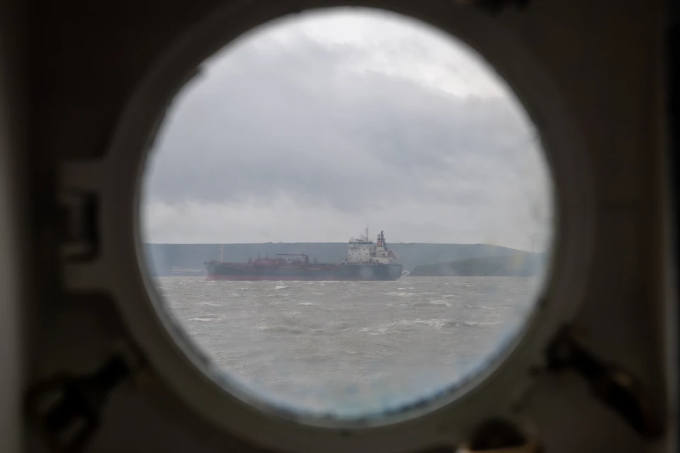 КТК приостановил работу причала после атаки безэкипажного катера