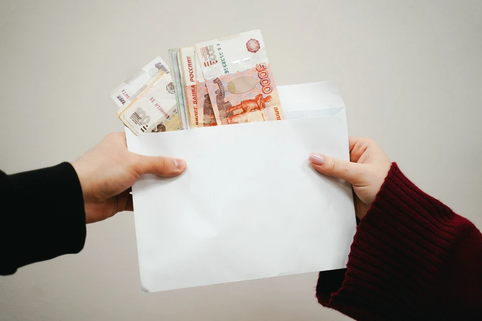 Девяти работникам из Ставрополя выплатили 140 тысяч рублей долгов по зарплате