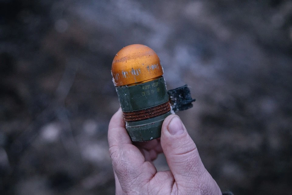 Мужчина взорвал три боевых гранаты в жилом доме в Одессе на юге Украины