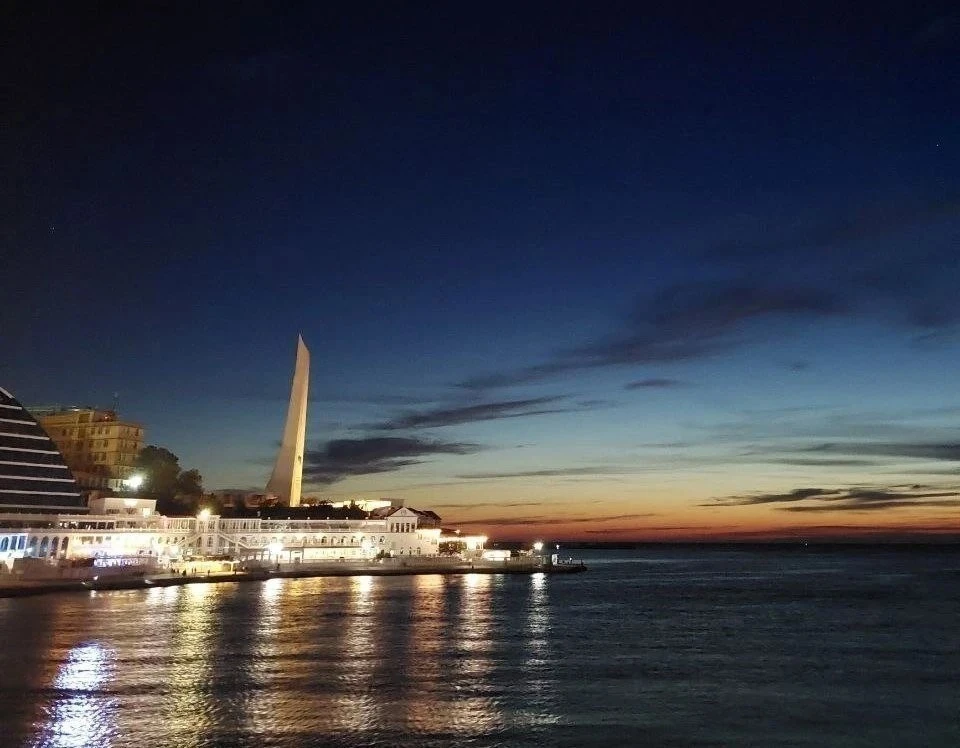 Черноморский флот проводит тренировку в Севастополе второй раз за день 4 декабря