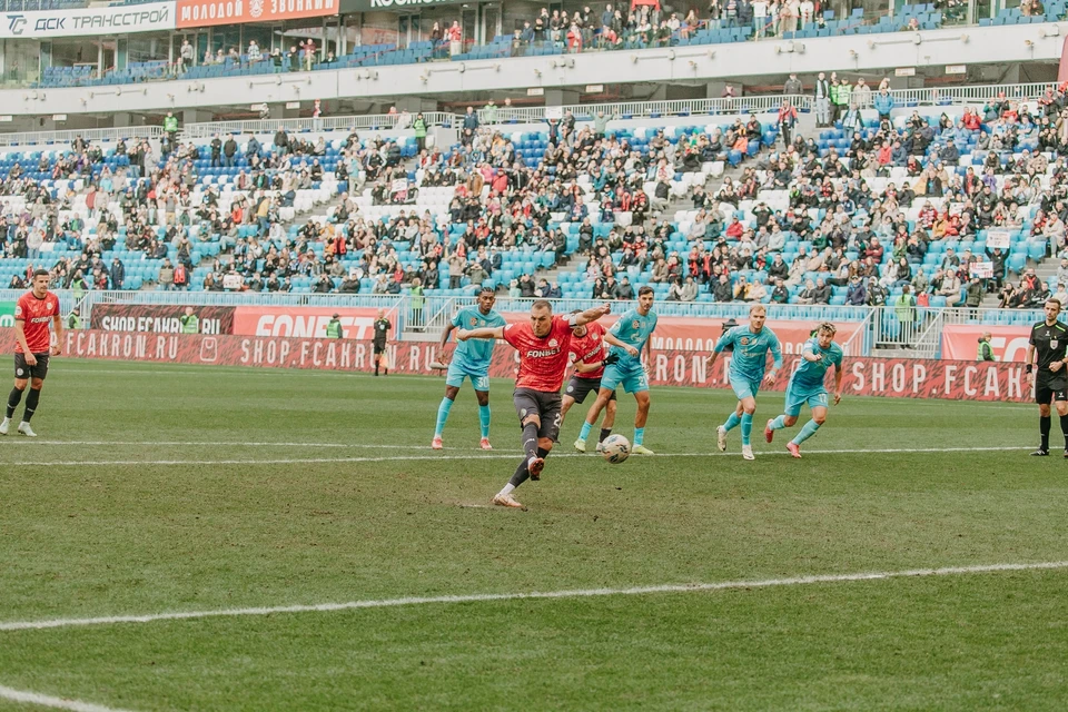 В прошлом матче Артем Дзюба не забил пенальти в конце матче Фото: ФК «Акрон» (Тольятти)