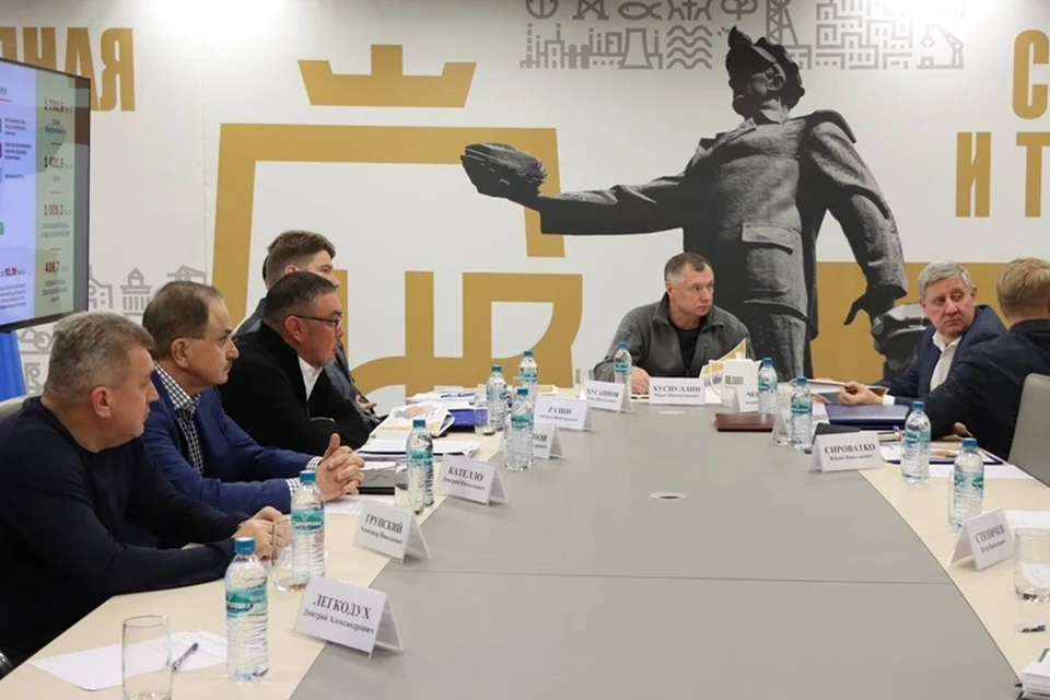 Вице-премьер России Марат Хуснуллин провел в Донецке несколько совещаний. Фото: ТГ/Хуснуллин