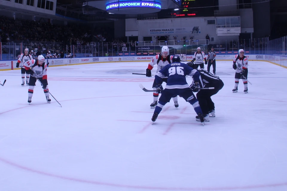 Обе предстоящие встречи начнутся в 13:00.