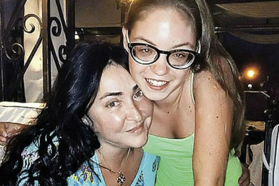 Лолита воспитала единственную дочь Еву. Фото: соцсети.