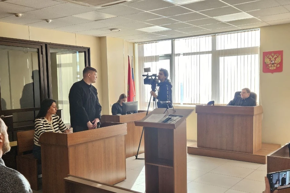 Скандальные рекламные листовки демонстрировались в ресторане с 1 по 30 сентября. Фото: пресс-служба судов Оренбургской области