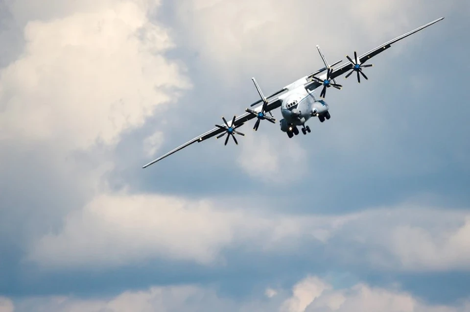 СКР: Все члены экипажа рухнувшего в Ивановской области Ан-22 погибли, фото: Александр Рюмин/ТАСС