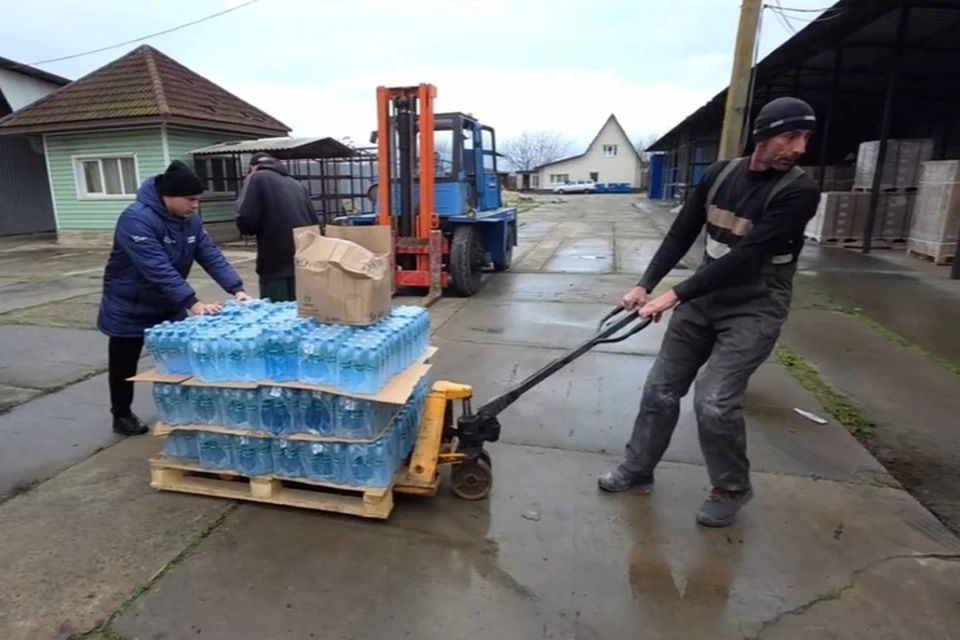 В Михайловский округ на время ремонта будут подвозить питьевую воду. Фото: Народный фронт Запорожской области