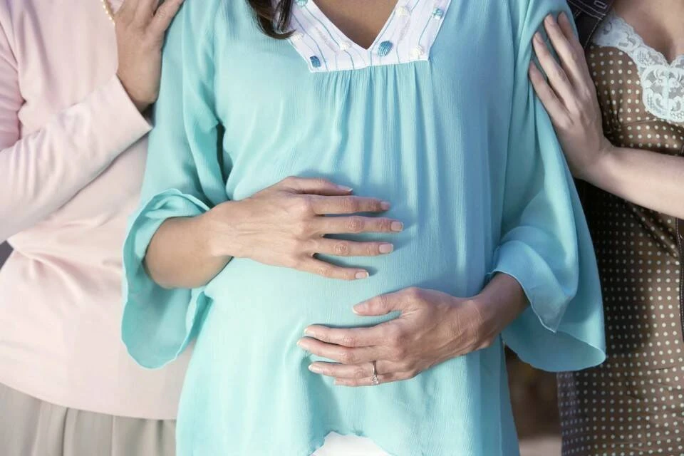 Назван размер пособия по беременности в 2026 году: сколько он составил