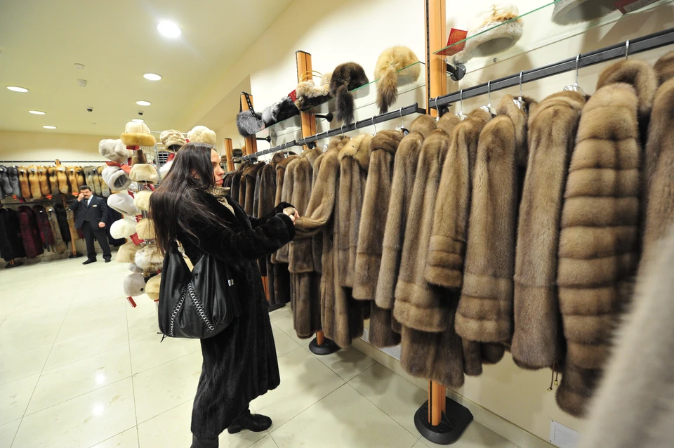 Местный житель хотел порадовать свою супругу норковой шубой за 115 тысяч рублей