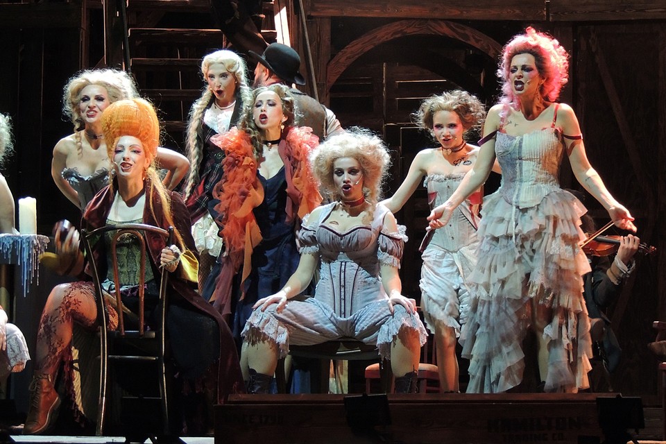 Алексей Франдетти предъявил Трёхгрошовую историю взыскательному Петербургу