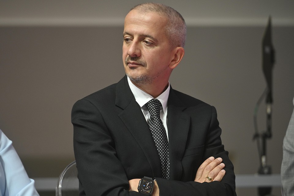 Место Игоря Золотовицкого в Школе-студии занял Константин Богомолов