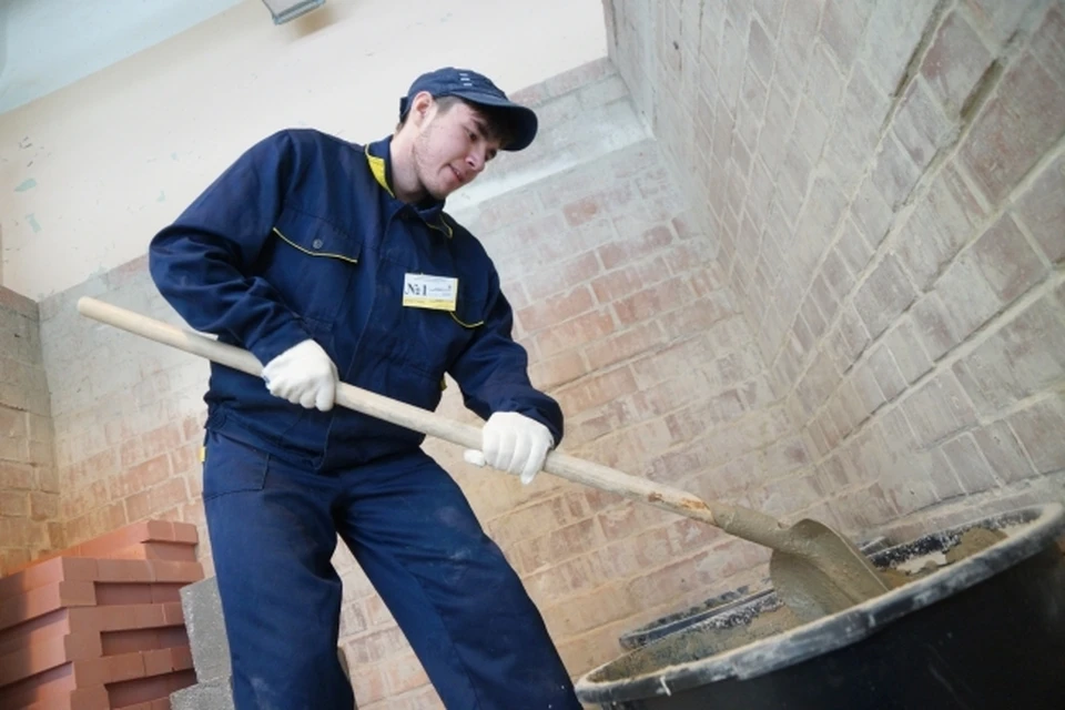 Работы направлены на полное восстановление конструктивных элементов здания.