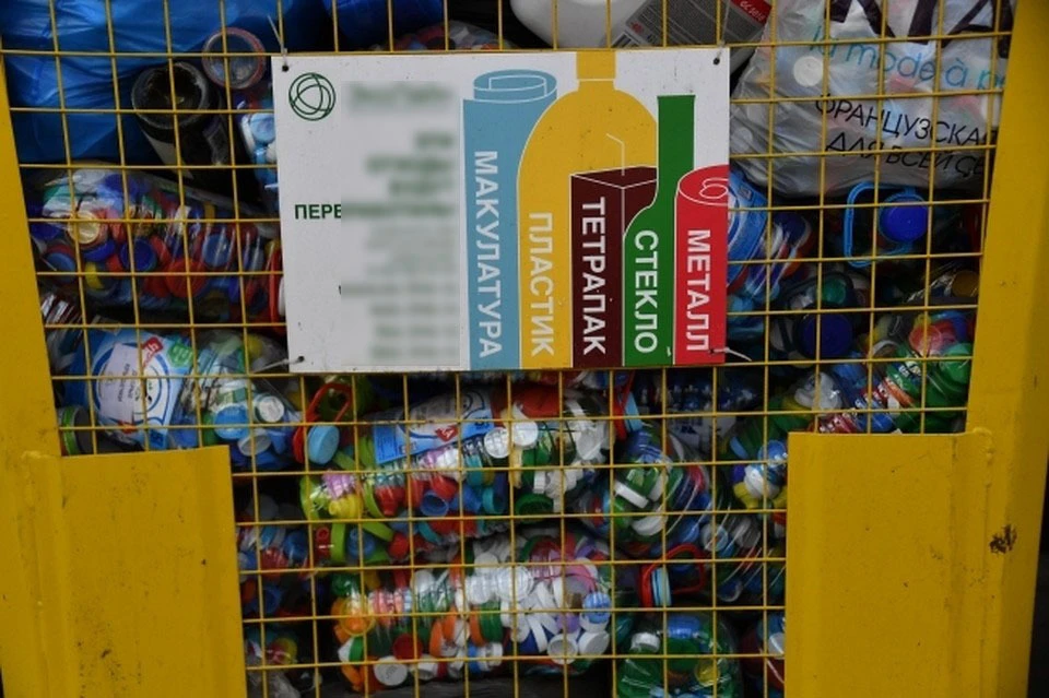 В рамках программы модернизации в посёлках города реконструировали 50 контейнерных площадок.