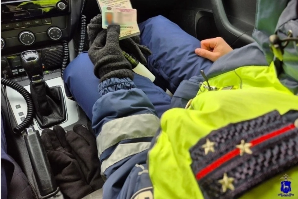 19-летний парень из Жигулевска ездил с поддельными правами фото: ГУ МВД России по Самарской области