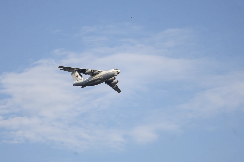 Рейс из Белграда в Петербург дважды не смог сесть в Пулково из-за угрозы, а затем застрял в Хельсинки