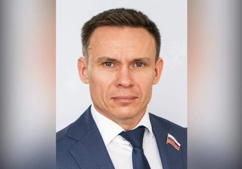 Депутаты ЗСНО досрочно прекратили полномочия Александра Парамонова
