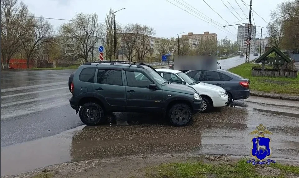 В результате аварии пострадали два пассажира Chevrolet Niva. Фото: ГУ МВД России по Самарской области.