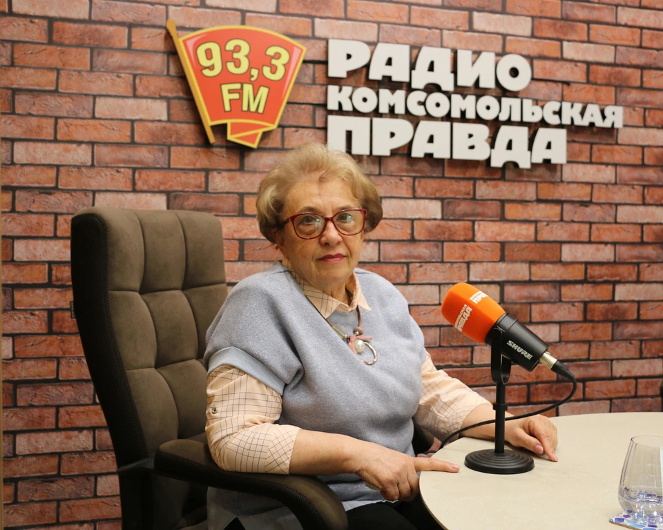 Заведующая Музеем обороны Тулы Ирина Авдюшкина в программе "Диалоги" на радио «Комсомольская правда» в Туле.