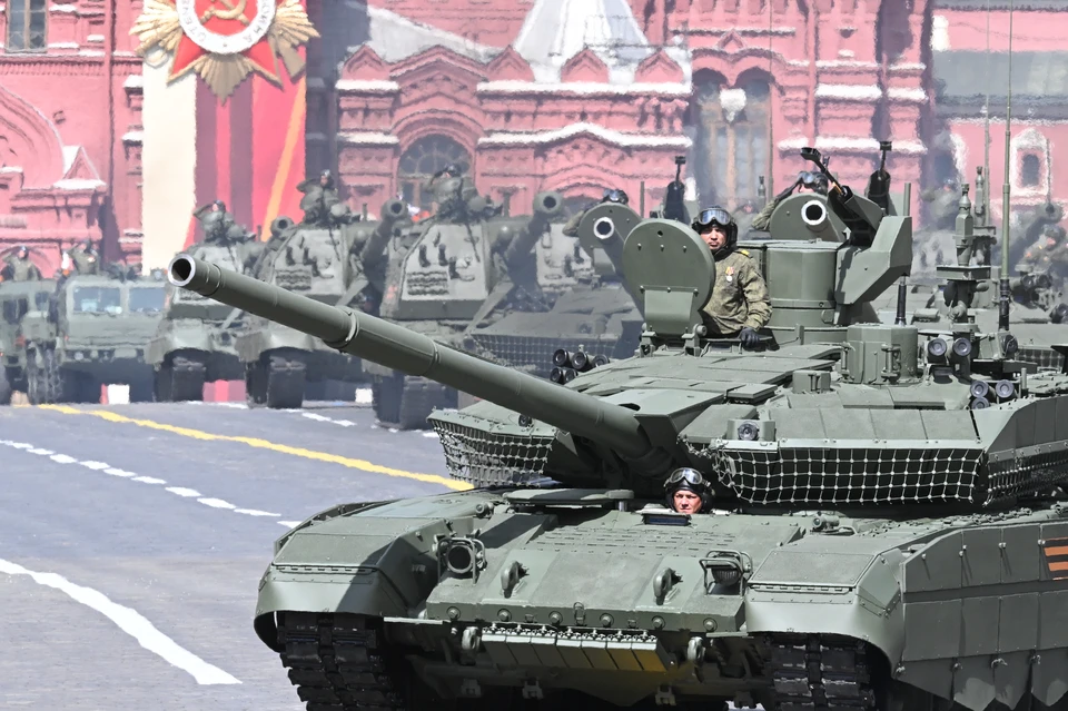 На Западе признали, что РФ значительно улучшила боевые возможности танков Т-90М и Т-72Б3М