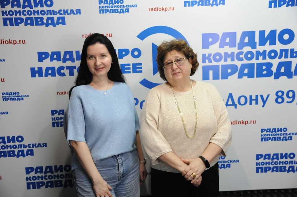 Наталья Валерьевна Карповская и Анна Александровна Мотожанец.