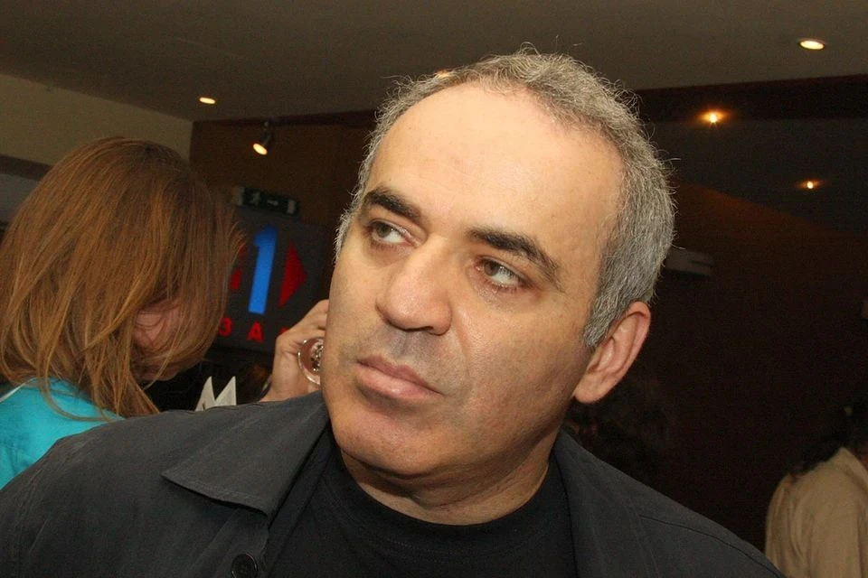 Гарри Каспаров* объявлен в розыск за терроризм и нарушение правил для иноагента