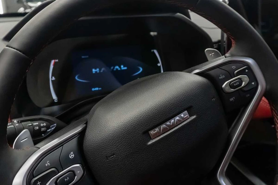 Дилеры назвали размеры кредитных ставок на кроссоверы Tenet, Haval и Geely. DiPres / Shutterstock.com / Fotodom