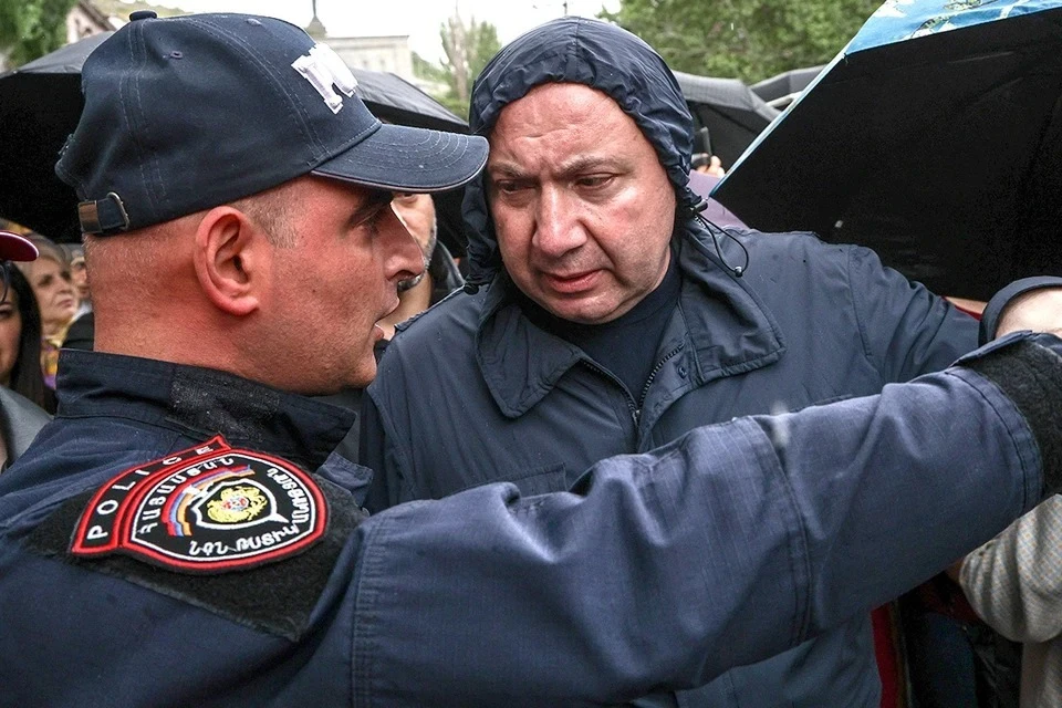 Суд в Армении арестовал оппозиционера Теваняна по обвинению в госизмене Фото: Александр Патрин/ТАСС